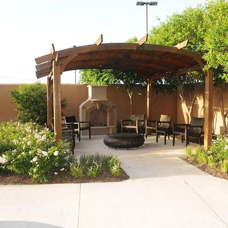 Courtyard By Marriott San Antonio North Stone Oak At Legacy Hotel Exterior photo