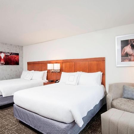 Courtyard By Marriott San Antonio North Stone Oak At Legacy Hotel Exterior photo