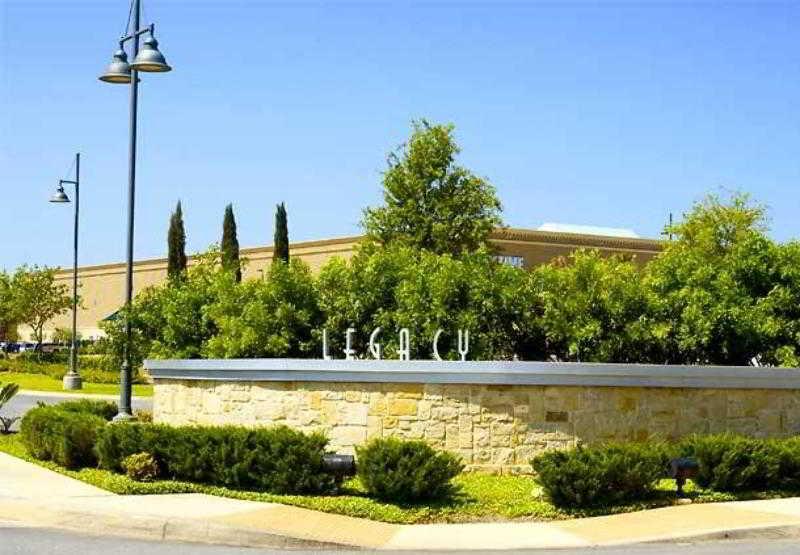 Courtyard By Marriott San Antonio North Stone Oak At Legacy Hotel Amenities photo