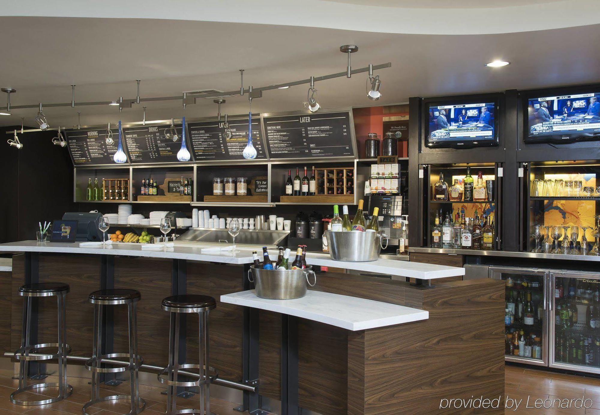 Courtyard By Marriott San Antonio North Stone Oak At Legacy Hotel Exterior photo